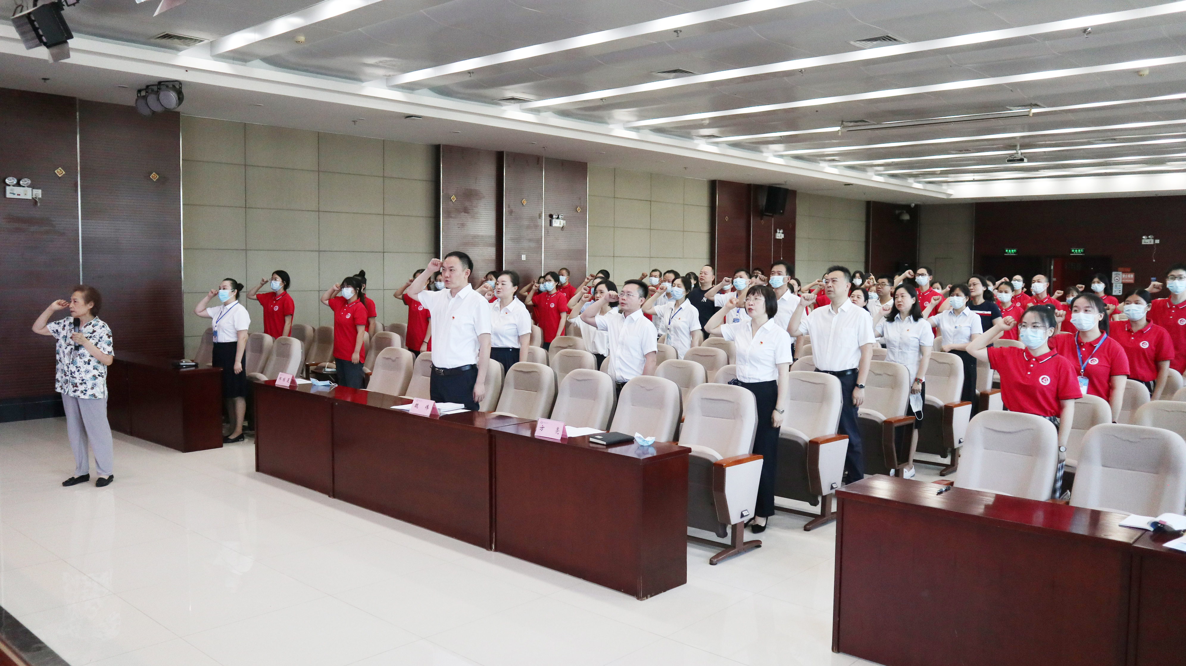 新起點(diǎn) 新舞臺(tái) 新力量——省第三人民醫(yī)院舉辦2022年新員工崗前培訓(xùn)